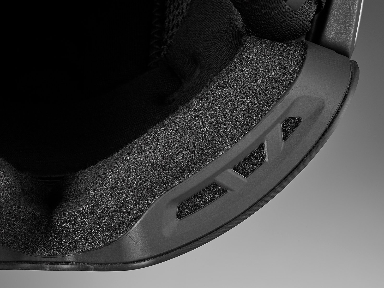 Mousses triple densité + ventilation Flow Tech